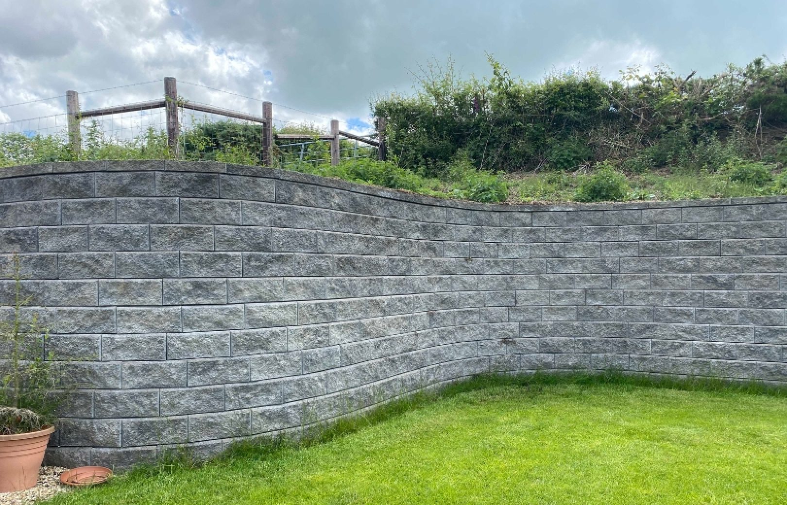 Why Choose Allan Block Retaining Walls | Colinwell Masonry